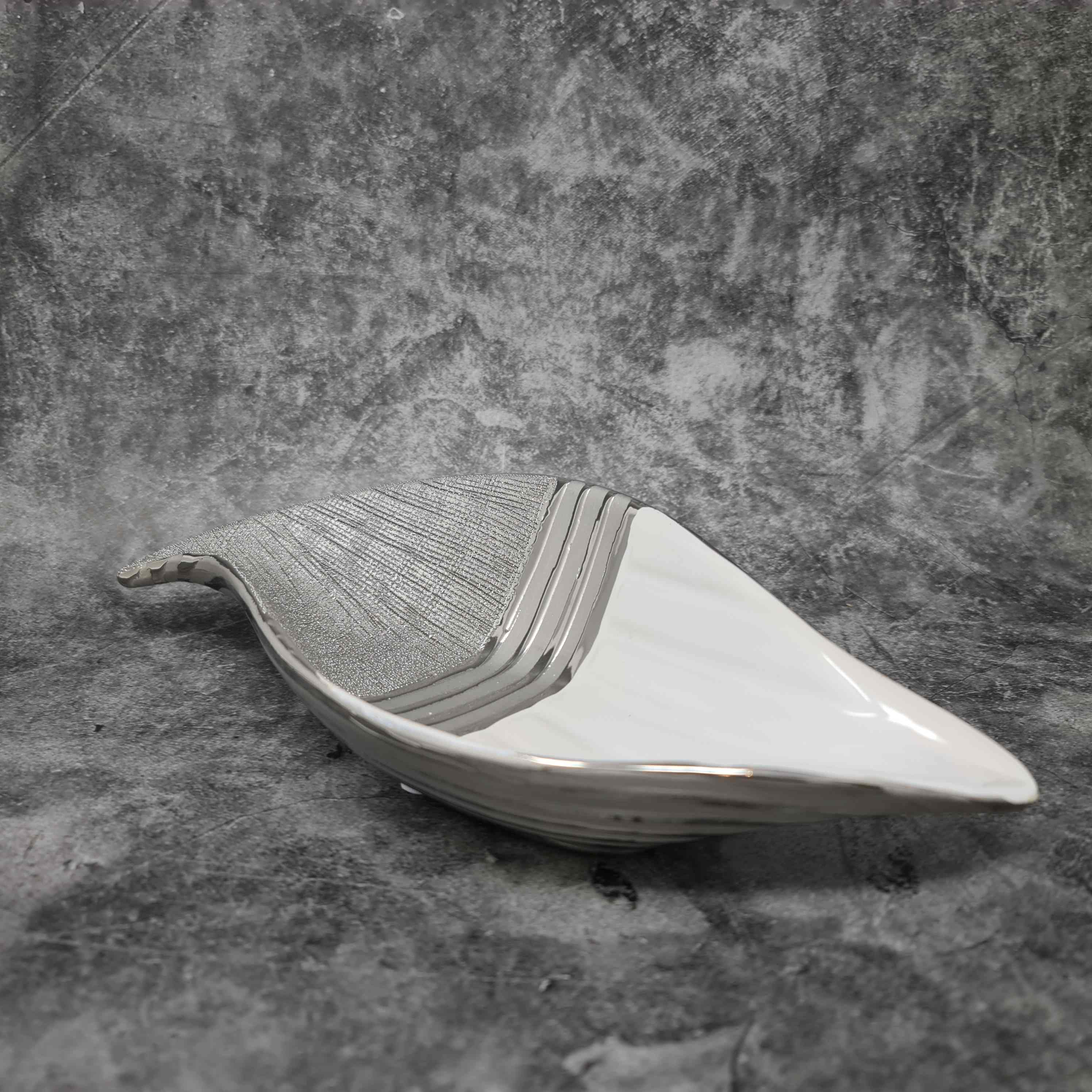 Lifestyle & More Wunderschöne Dekoschale Obstschale Schale Teller aus Keramik Stone Silber Durchmesser 25 cm