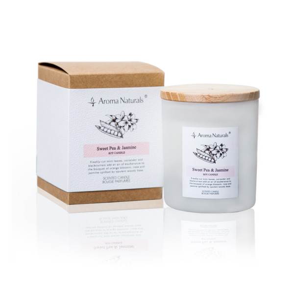 Scented candle NATURE | Sweet Pea &amp; Jasmine | Height 9 cm, diameter 8.2 cm Wax weight 205gr |